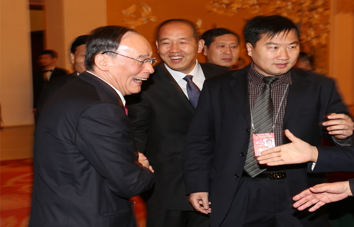 原中共中央政治局常委王岐山兩會期間會見張全收董事長